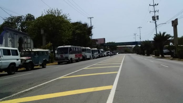 Habilitarán 6 estaciones de servicio al transporte público en Vargas