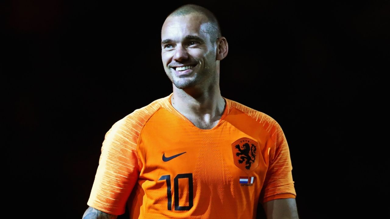 Sneijder se plantea volver a jugar al fútbol con el Utrecht