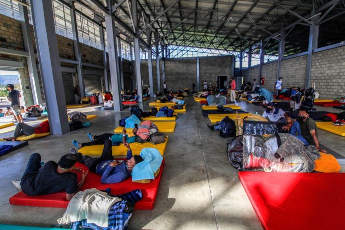 Retornados venezolanos aislados por el covid-19 en la frontera denuncian que son víctimas de robos, prostitución y hambre, coronavirus