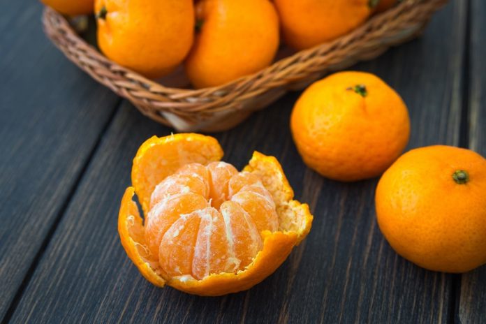 cáscara de mandarina