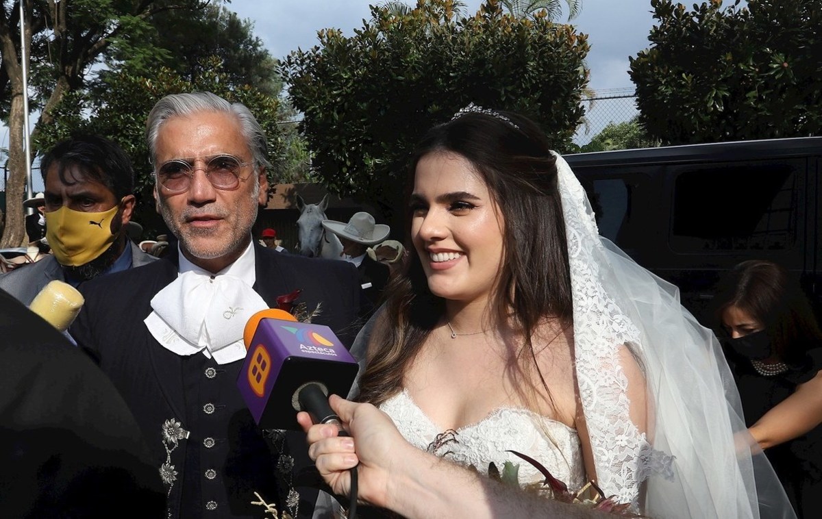 La hija de Alejandro Fernández honró sus raíces mexicanas el día de su boda