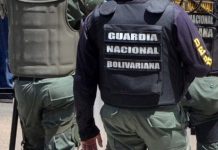 GNB reprime manifestación de trabajadores en Bolívar