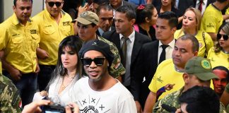 Ronaldinho es puesto en libertad tras seis meses detenido en Paraguay