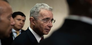 HRW cree que la medida contra Uribe "habla bien de la democracia colombiana"