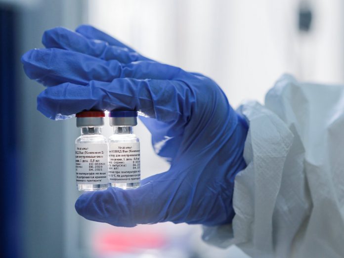 Segunda vacuna rusa contra el covid-19 estará lista en septiembre