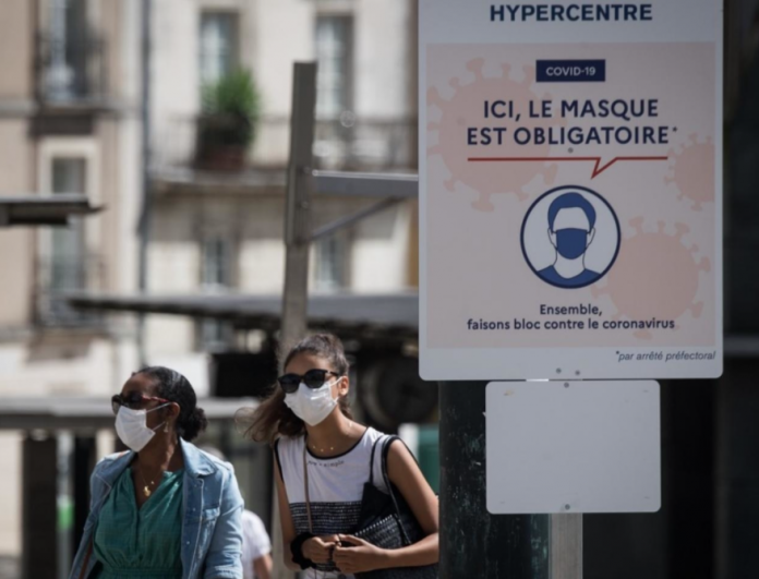 Los contagios por coronavirus en Francia rozan los 10.000 en un día