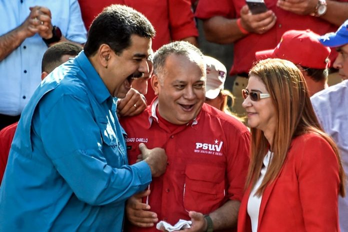 La Cámara Federal de Argentina ordenó resolver si corresponde detener a Nicolás Maduro y a Diosdado Cabello