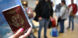 Cinco millones de migrantes venezolanos tienen el pasaporte vencido