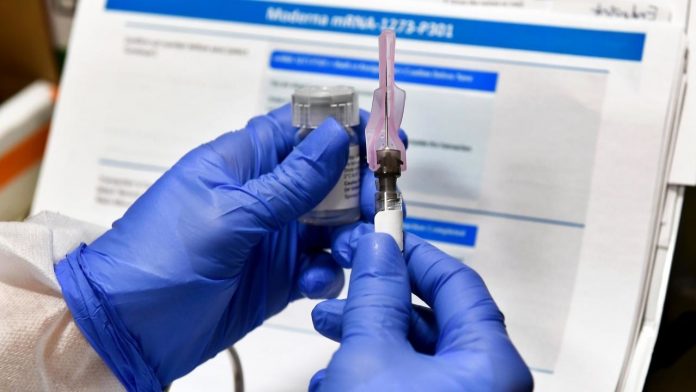 EE UU comenzó un ensayo con 60.000 voluntarios para la vacuna del covid-19
