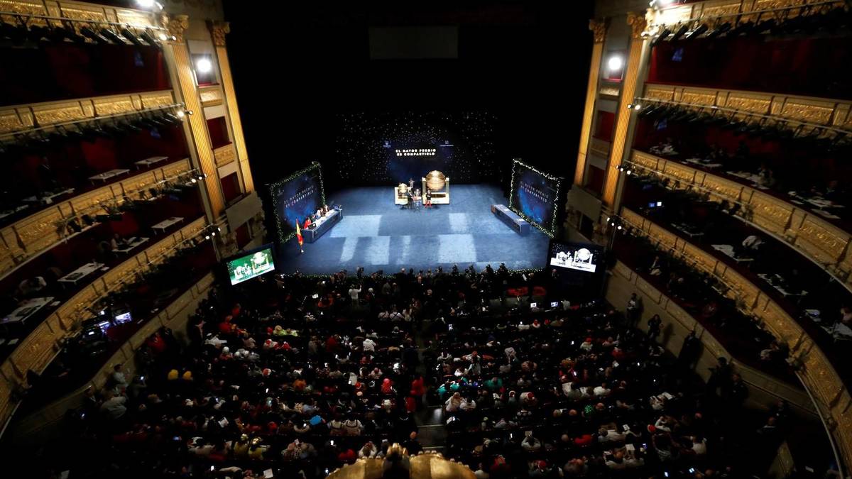 Teatro Real de Madrid suspendió función por quejas relacionadas con la distancia entre butacas