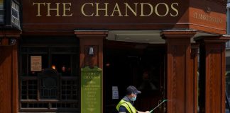 Londres Inglaterra cerrará bares y restaurantes a las 10 de la noche por el covid-19