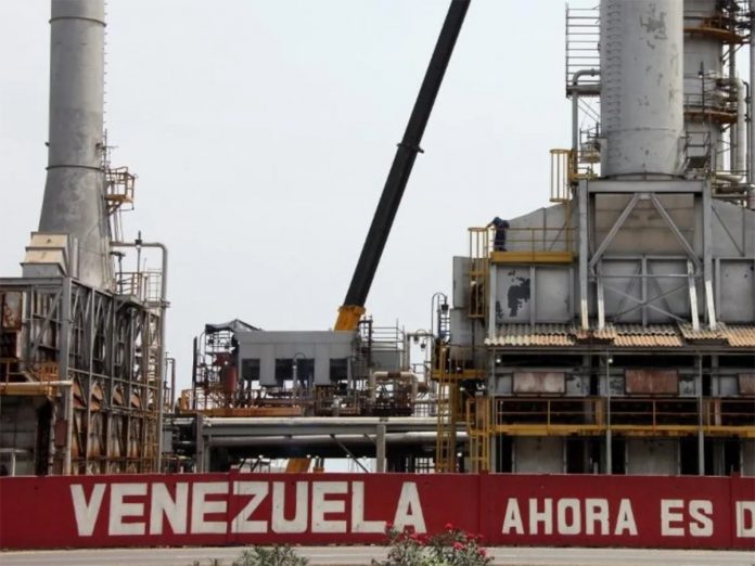 producción combustible gasolina, Cardón, como chatarra, industria petrolera, Venezuela