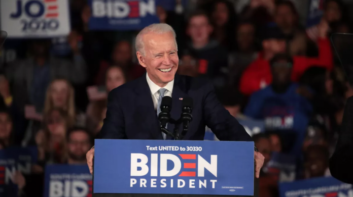 Biden invertirá su última jornada de campaña en un maratón por Pensilvania