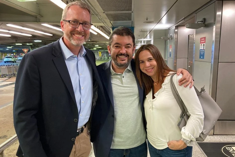 [FOTOS] Roberto Marrero se reencontró con su familia