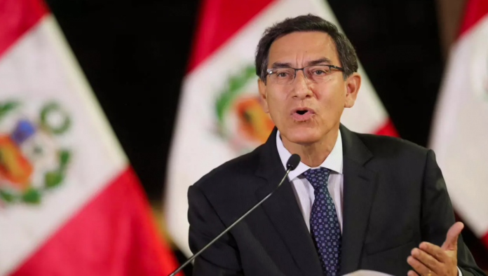 Juzgado impone 12 meses de impedimento de salida de Perú al expresidente Martín Vizcarra
