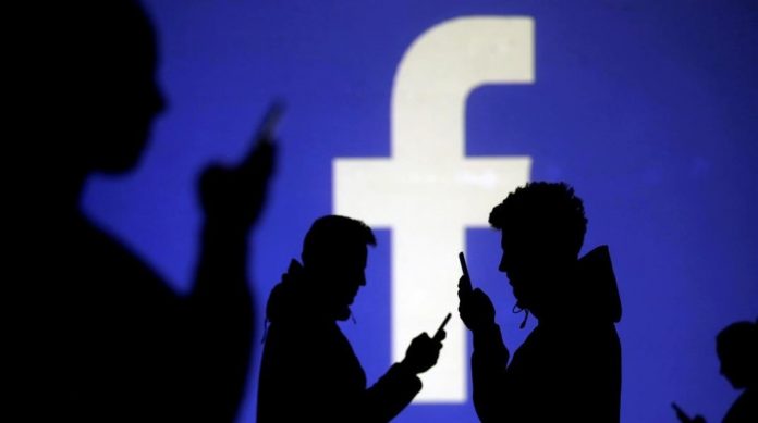Facebook política redes sociales
