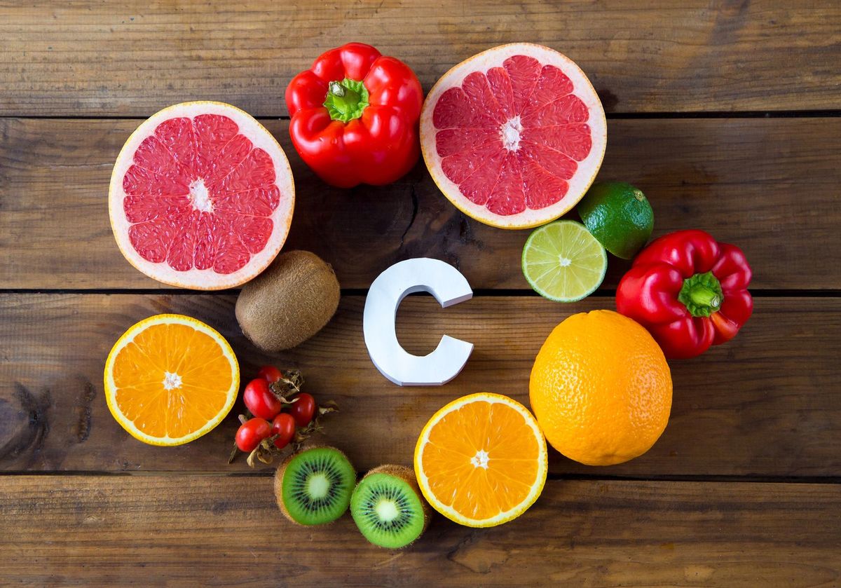 ¿Cuáles son los beneficios de tomar vitamina C?