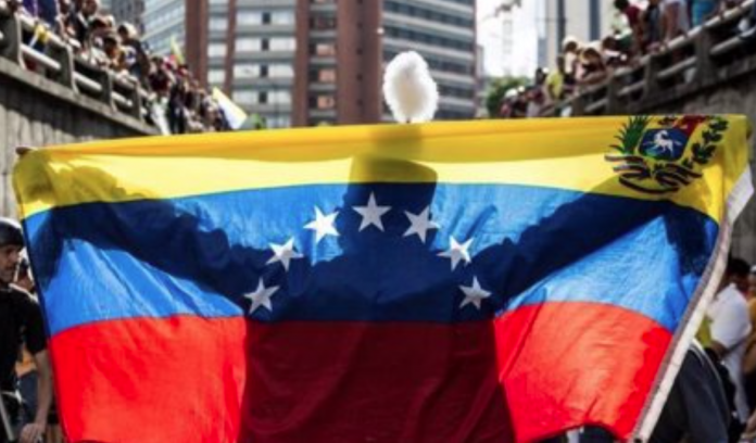 Venezuela repatrió a 216 ciudadanos desde Chile