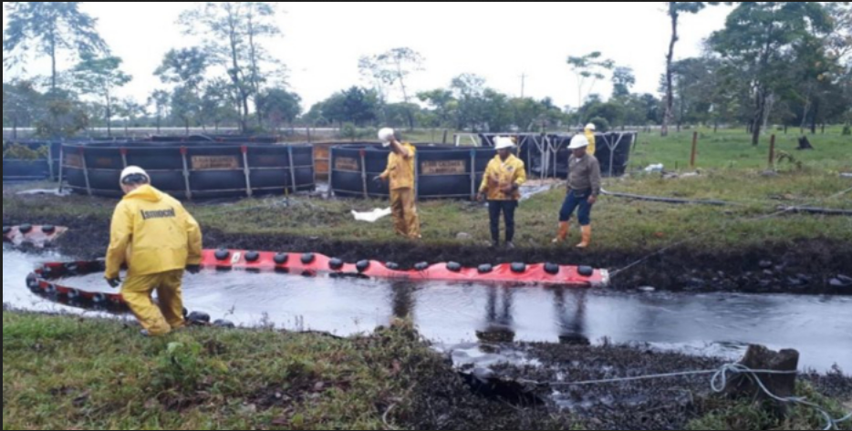 Atentan contra un oleoducto colombiano en una zona fronteriza con Venezuela