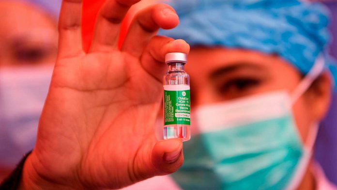 La EMA aprobó la vacuna de AstraZeneca para mayores de 18 años de edad