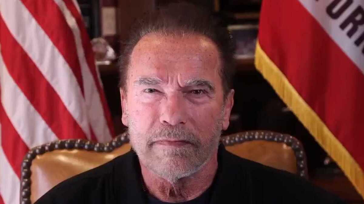 Arnold Schwarzenegger a Putin: «Usted empezó esta guerra y debe detenerla»