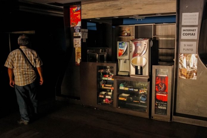 El Valle, La Bandera y otras zonas de Caracas tienen más de 15 horas sin electricidad