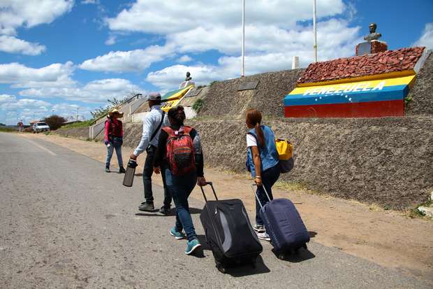 Venezuela reabrirá la frontera con Brasil por Santa Elena de Uairén