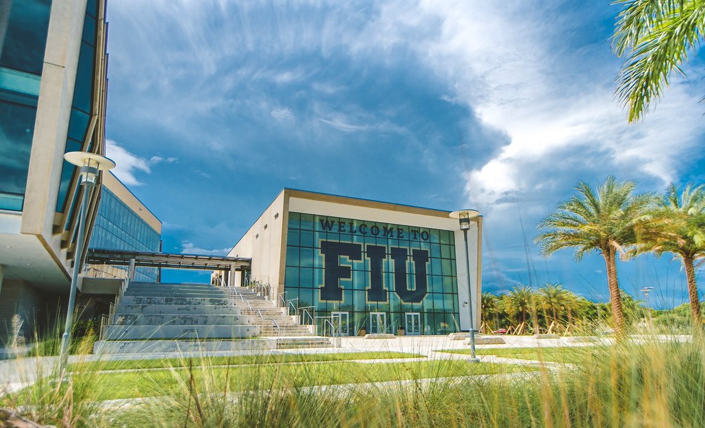 Universidad en Florida se alía con Escuela de Real Madrid para programa MBA