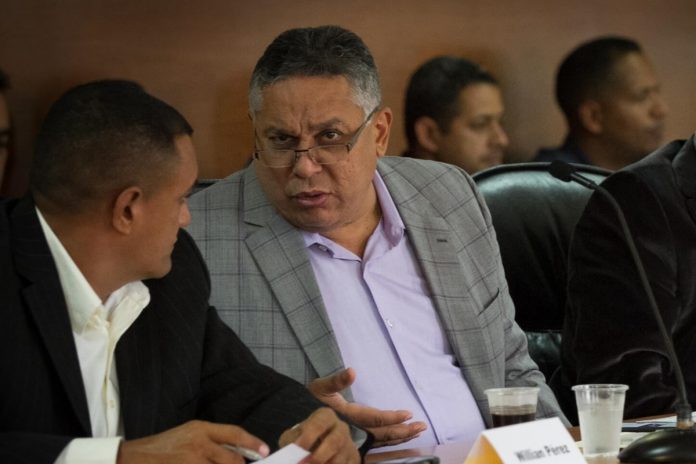 Pedro Carreño sugiere confiscar bienes de opositores para resarcir daños