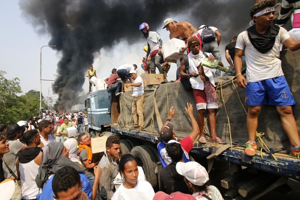 Dos años del incendio de la ayuda humanitaria: la metáfora de Venezuela