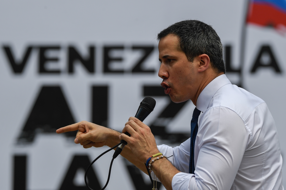 Guaidó repudió la detención arbitraria de periodistas y activistas en Apure