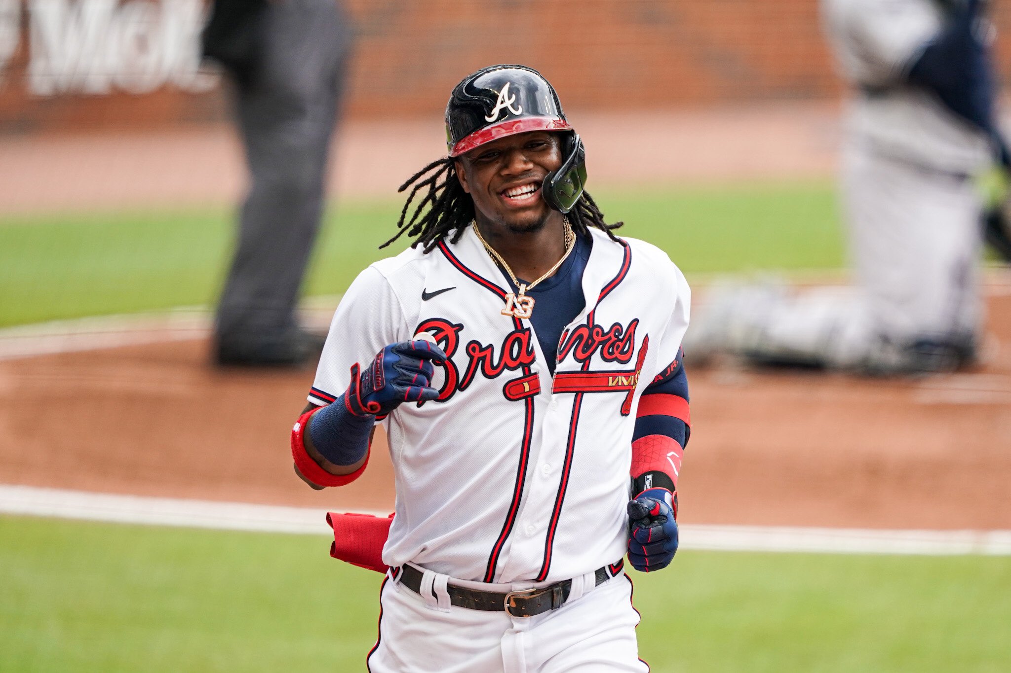 Ronald Acuña y los Bravos de Atlanta aseguran ventaja de local para playoffs