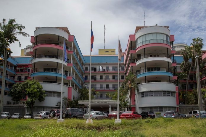 de trabajadores del Esta es la quincena de los aseadores del Hospital Universitario de Caracas