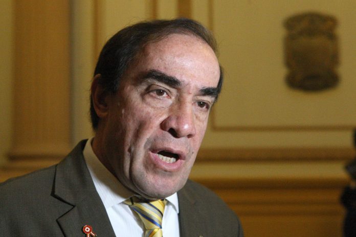 Yonhy Lescano Candidato presidencial en Perú