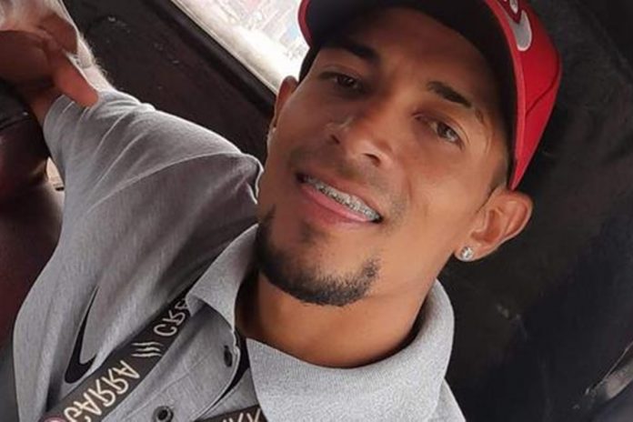 A balazos un falso trabajador de delivery asesinó a un venezolano en Perú