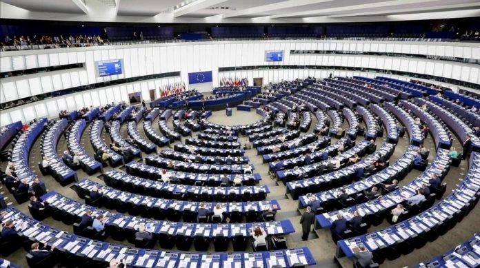 Eurodiputados piden la liberación 