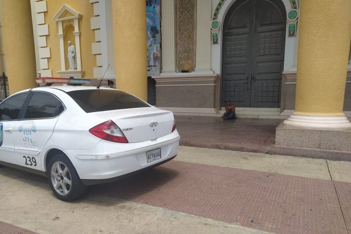 Hombre roció a sus hijos con gasolina en la basílica de Chiquinquirá