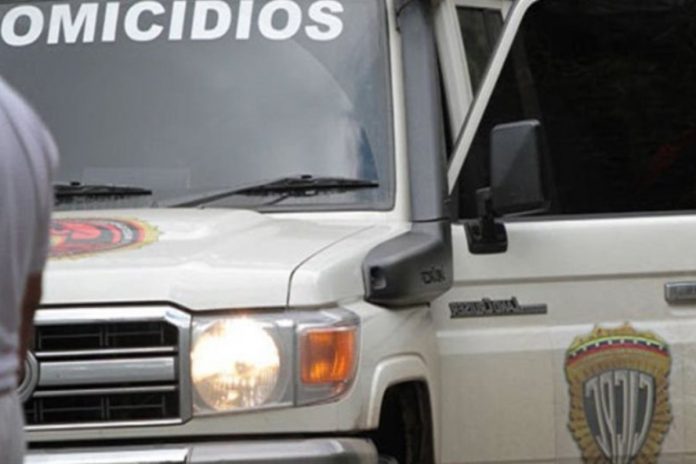 jóvenes ocumare del tuy Policía del estado Bolívar Detuvieron a mujer que encargó el asesinato de un hombre en Miranda Un agricultor asesinó con un hacha a su pareja en Falcón