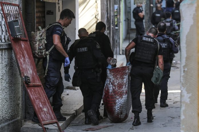 15 muertos en un operativo policial en una favela de Río de Janeiro