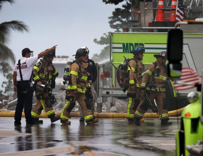 99 personas permanecen desaparecidas tras derrumbe del edificio en Florida