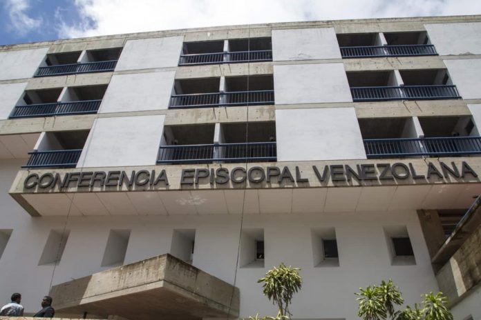 Asamblea Ordinaria Plenaria Conferencia Episcopal Venezolana: 45 sacerdotes han fallecido en el país a causa del covid-19 - Iglesia católica advirtió de la paulatina implantación de un sistema totalitario en Venezuela