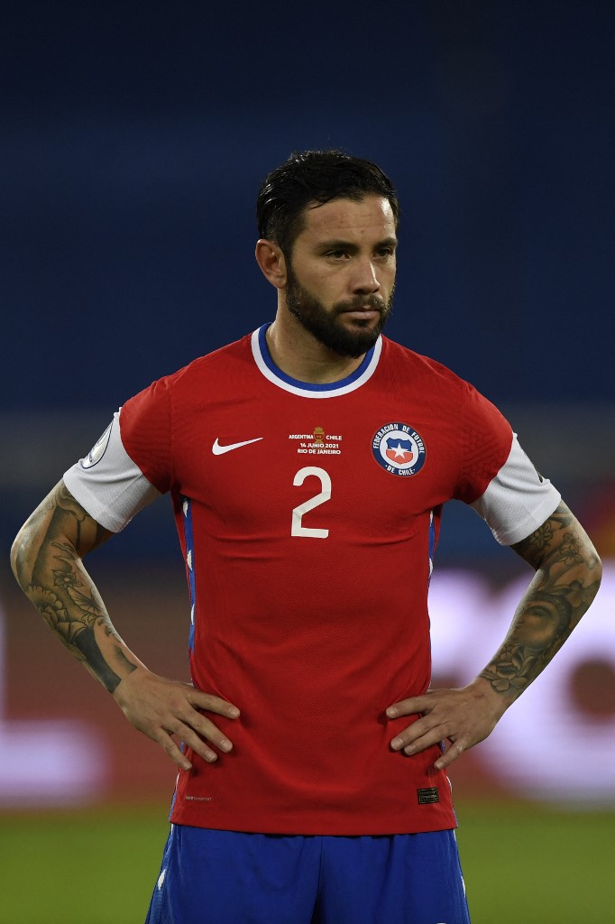 La de Chile tapó el de Nike sus camisetas