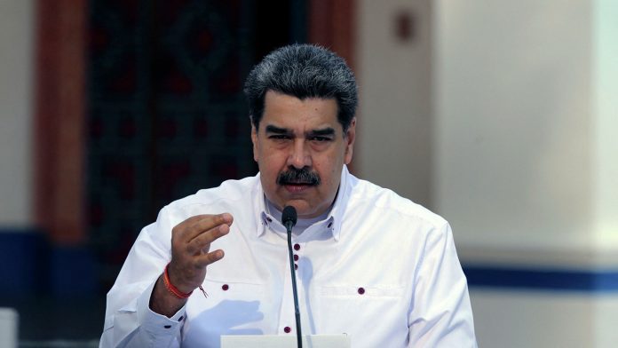 Nicolás Maduro Fuerza Vecinal