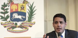 José Manuel Olivares: No negocié con nadie para regresar a Venezuela