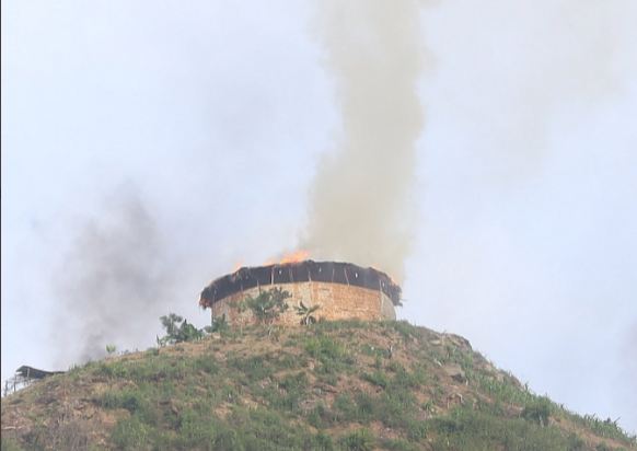 [VIDEO] La FAES incendió ‘La Gallera’, el lugar de fiestas del Coqui