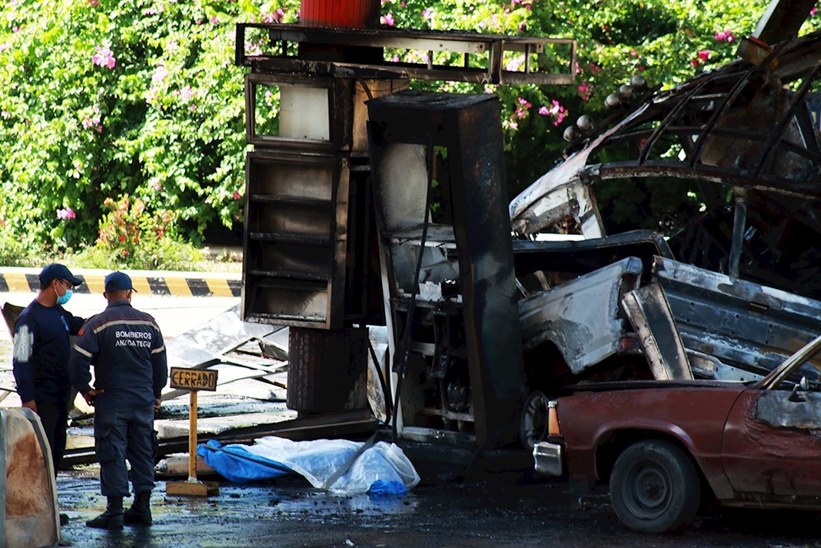 Al menos un muerto y seis heridos por explosión en gasolinera en Anzoátegui