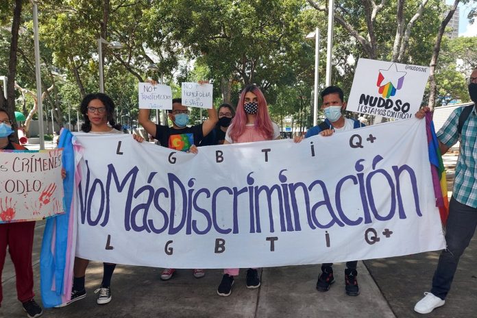 ONG LGBTI piden no criminalizar a miembros luego de las 33 detenciones en Venezuela