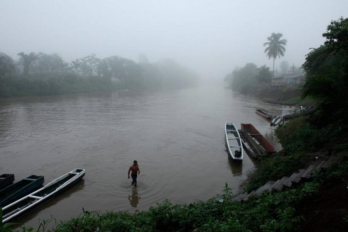 «Es una ruta en la que nadie ayuda a nadie»: venezolanos viven la pesadilla de cruzar la selva del Darién para llegar a Estados Unidos