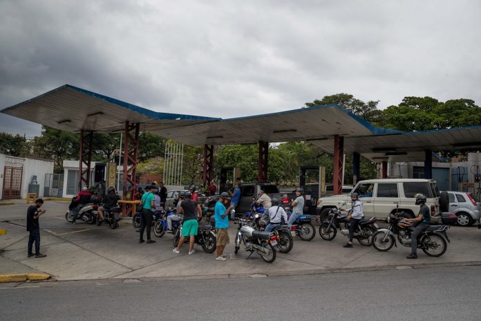 Citgo espera reabastecer el suministro de gasolina a Venezuela después de que se levanten las sanciones