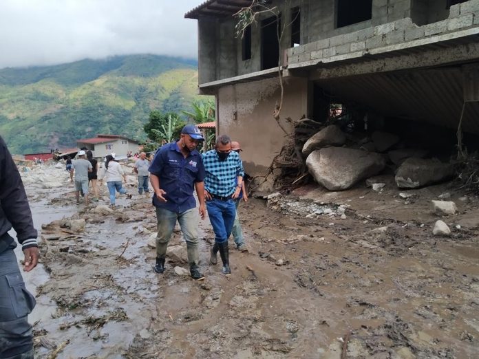 Aumentó a 17 el número de muertos en Mérida por las fuertes lluvias, incluidos 2 niños